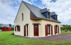 3 Bedroom Awesome Home In Plourivo